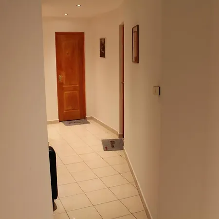 Old Monarchia Hotel 3*
