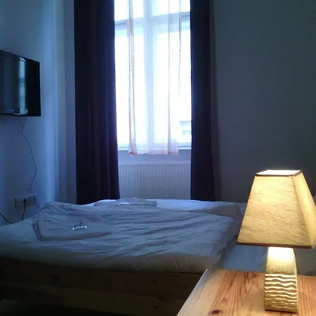 Old Monarchia Hotel