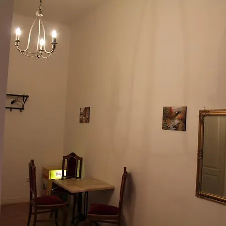Hotel Old Monarchia 3*