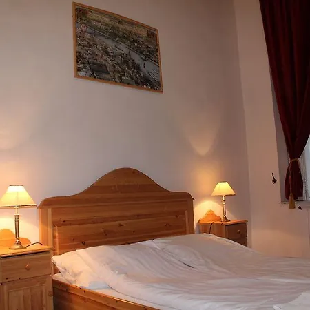 Old Monarchia Hotel Budapest