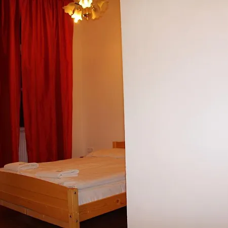 Old Monarchia Hotel